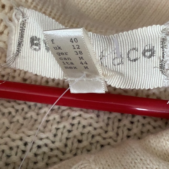 cream sweater - Picture 4 of 4
